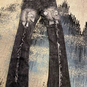 Stacked Makobi Jeans